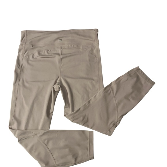 GAP Women's Soft Pink Leggings M size. - Picture 7 of 8